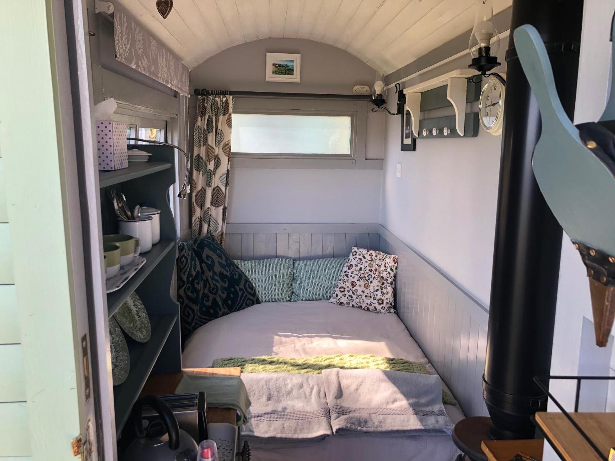 Apartament Bronllys Farm Coastal Self-Catering Llanelli Zewnętrze zdjęcie