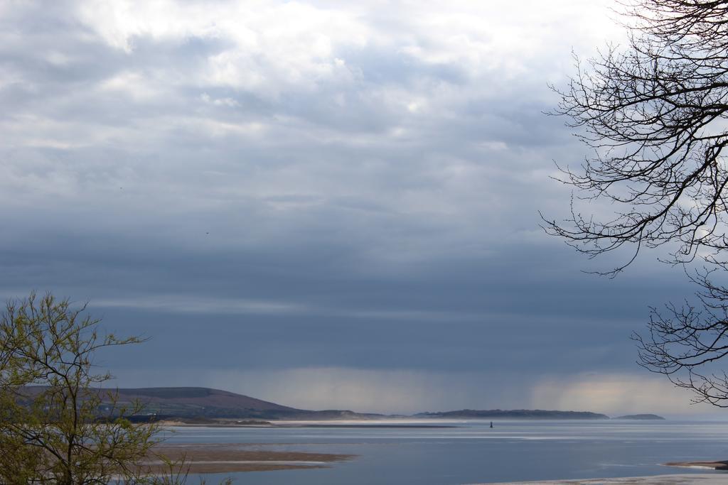 Apartament Bronllys Farm Coastal Self-Catering Llanelli Zewnętrze zdjęcie