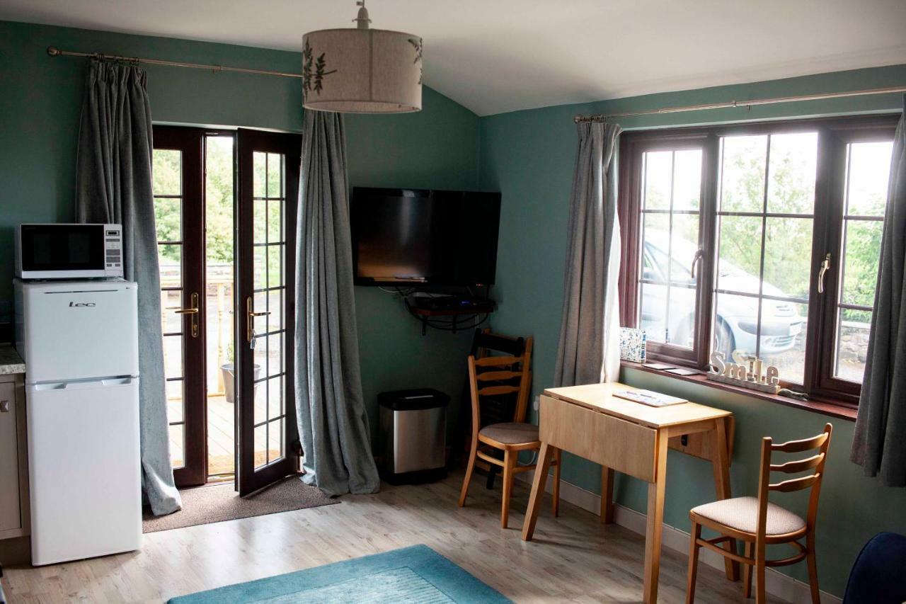 Apartament Bronllys Farm Coastal Self-Catering Llanelli Zewnętrze zdjęcie